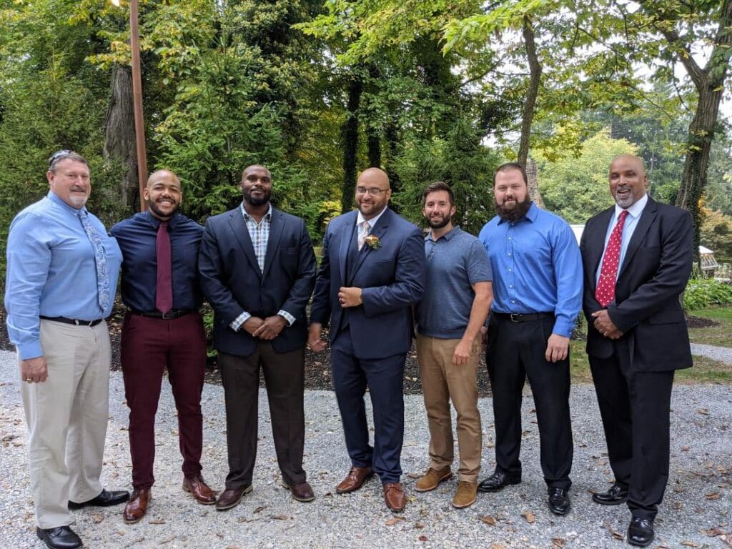 SHIP THROWS ALUMS AT TRAVIS NYE'S WEDDING